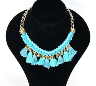 Collar de lujo estilo Ibiza con borlas azules (1 ud)
