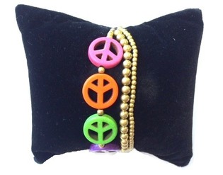 Pulsera de colores estilo Ibiza con símbolos de la paz (1 ud.)